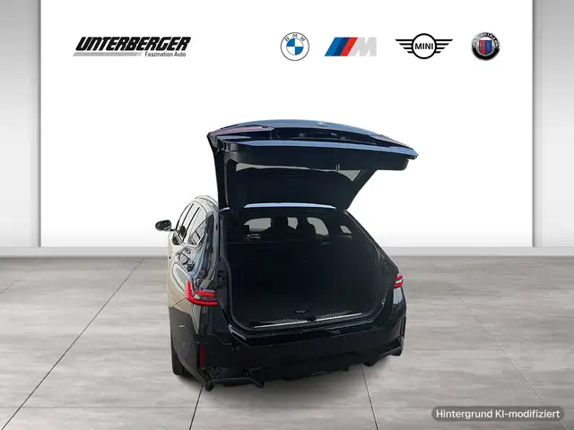 BMW 5 Series view 12