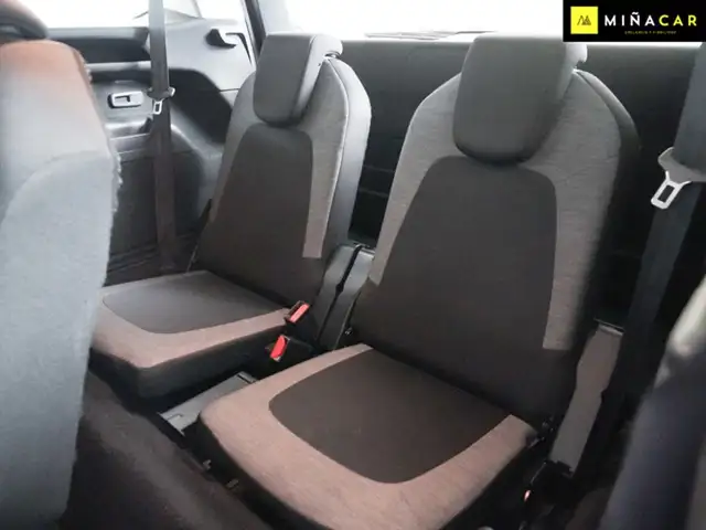 Citroen Spacetourer view 9