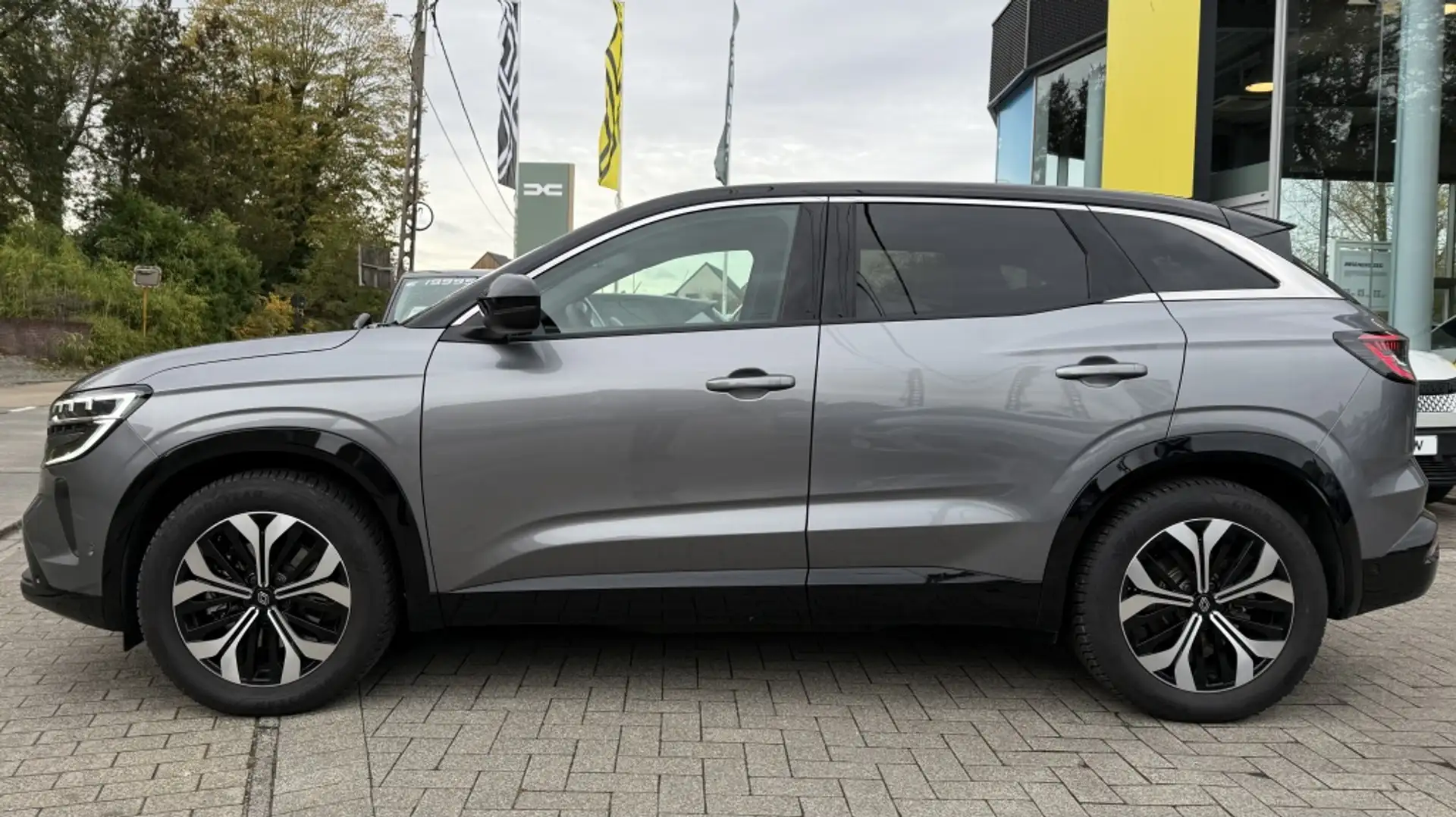 Renault Austral Techno E-Tech Hybrid Grijs - 2