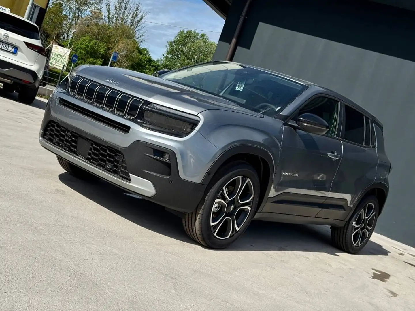 Jeep Avenger 1.2 t. Summit fwd 100cv - 1