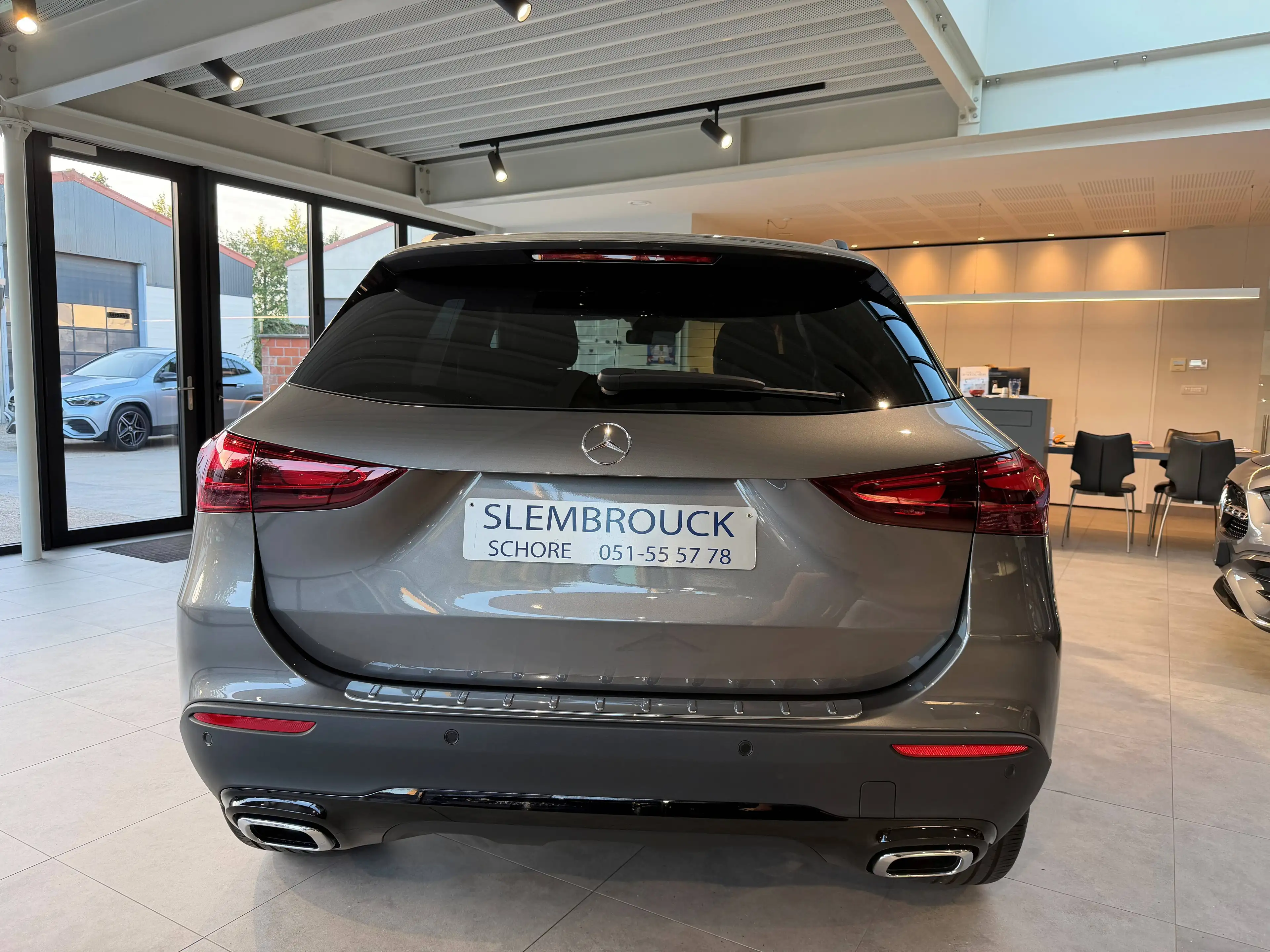 Mercedes-Benz GLA 180 -Night -Dode hoek -Distronic - 360 Camera - Keyless go — photo 6