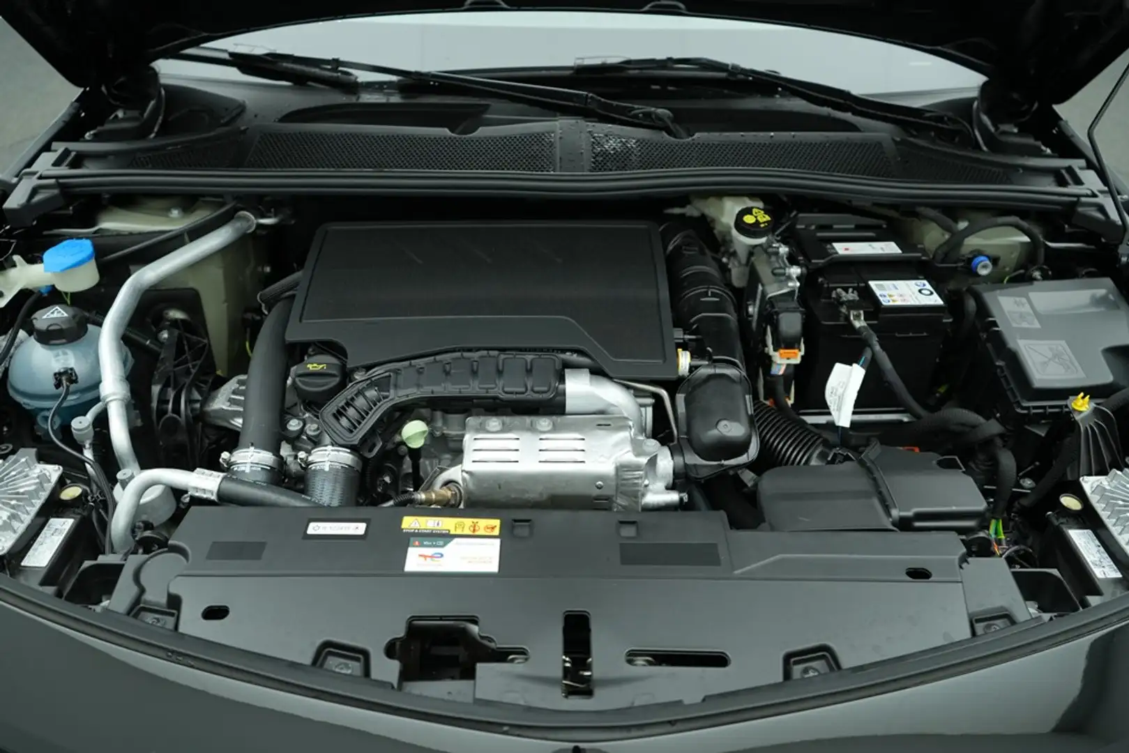 Opel Astra Sports Tourer GS 1.2 Turbo (96 kW/130 PS) AT-8 Zwart - 2