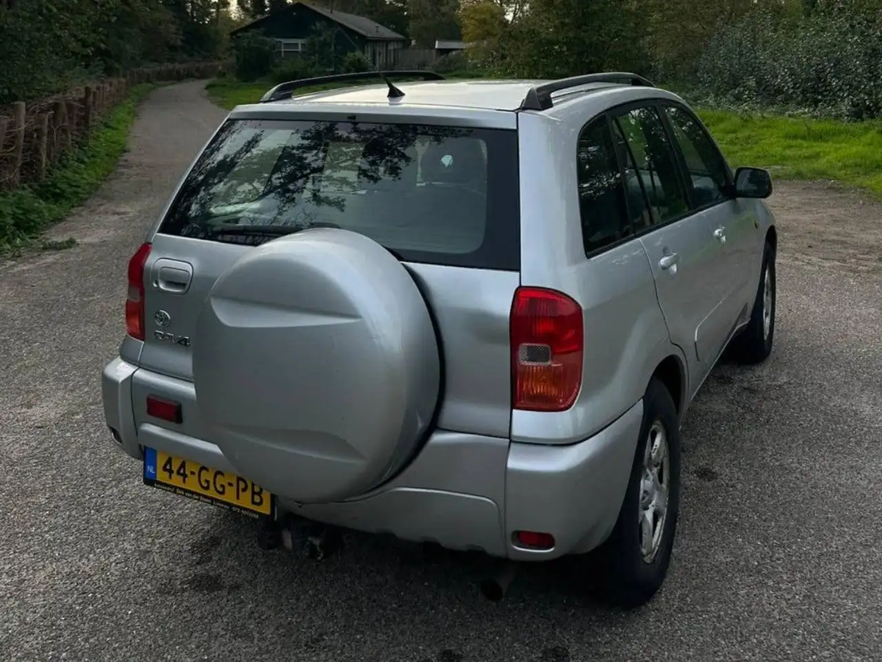 Toyota RAV4 1.8-16V VVT-i Luna, foto 2
