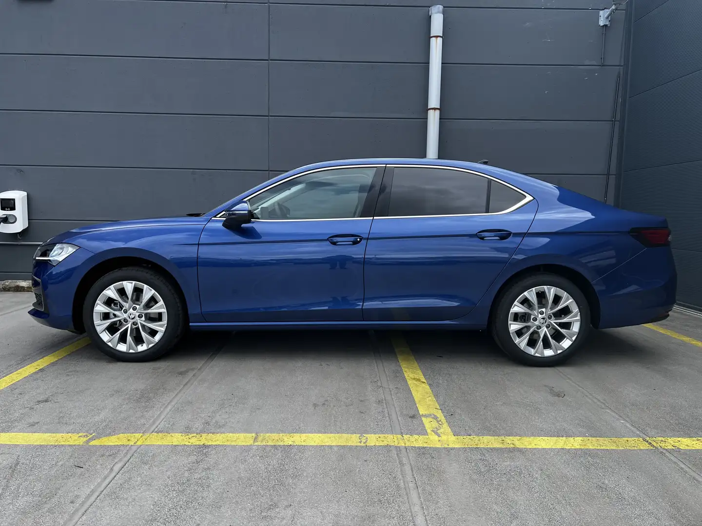 Skoda Superb | Achteruitrijcamera | Climatronic, elektronische Blauw - 2