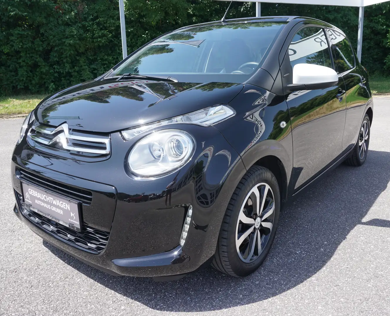 Citroen C1 Airscape VTi 72 manuell Shine Schwarz - 1