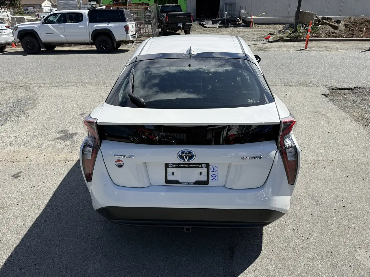 Toyota Prius снимка Toyota Prius