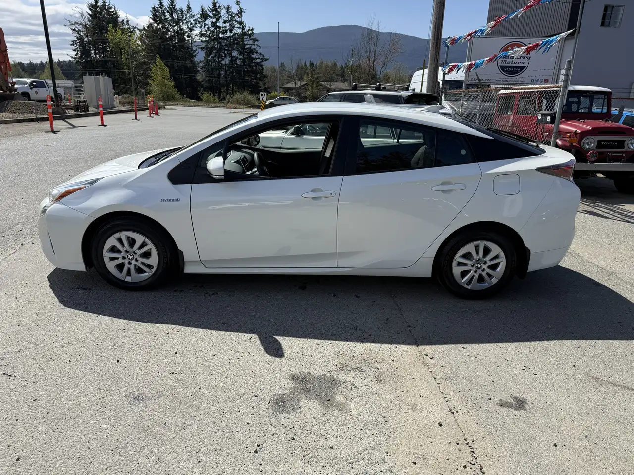 Toyota Prius снимка Toyota Prius