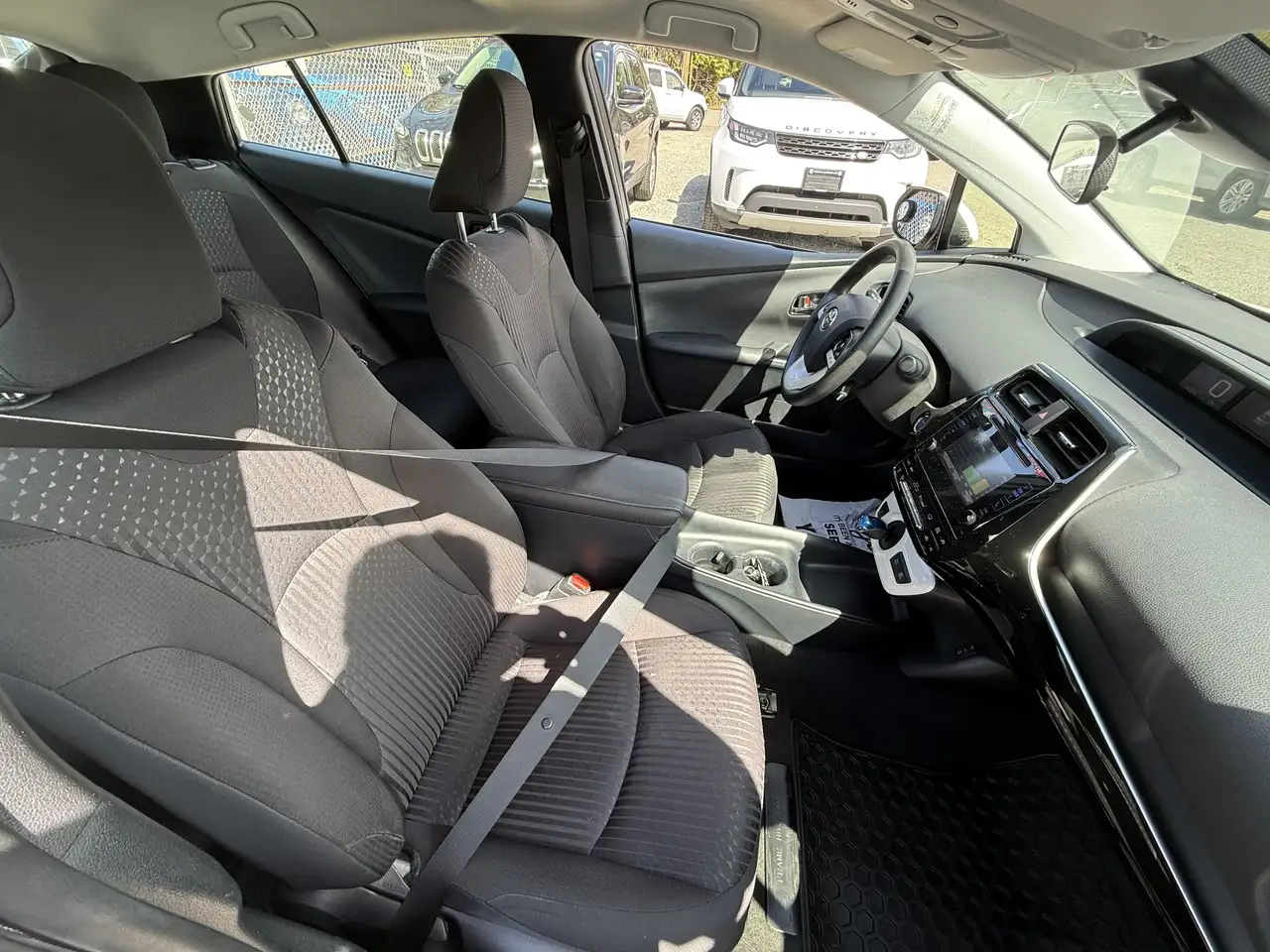 Toyota Prius снимка Toyota Prius