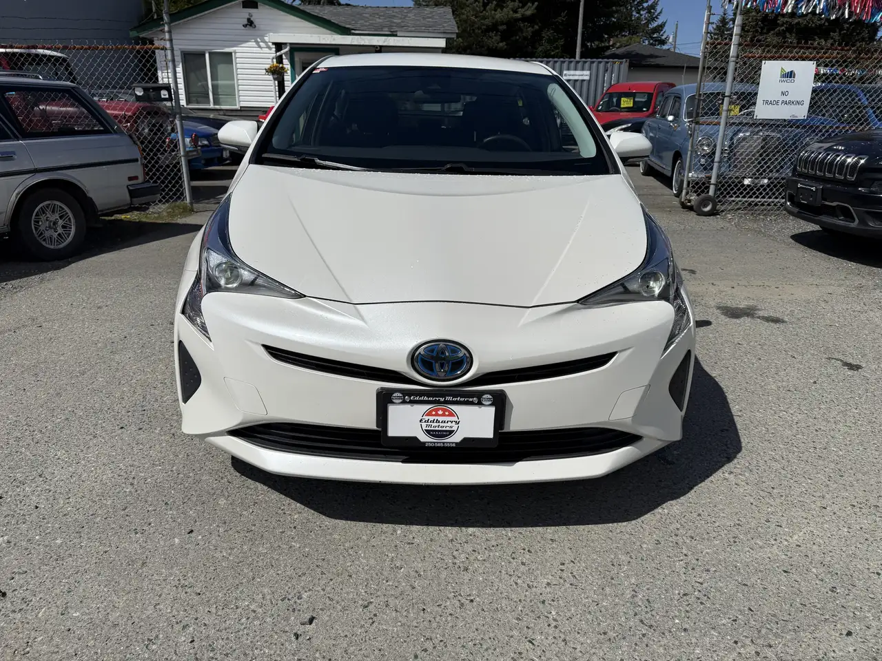 Toyota Prius снимка Toyota Prius