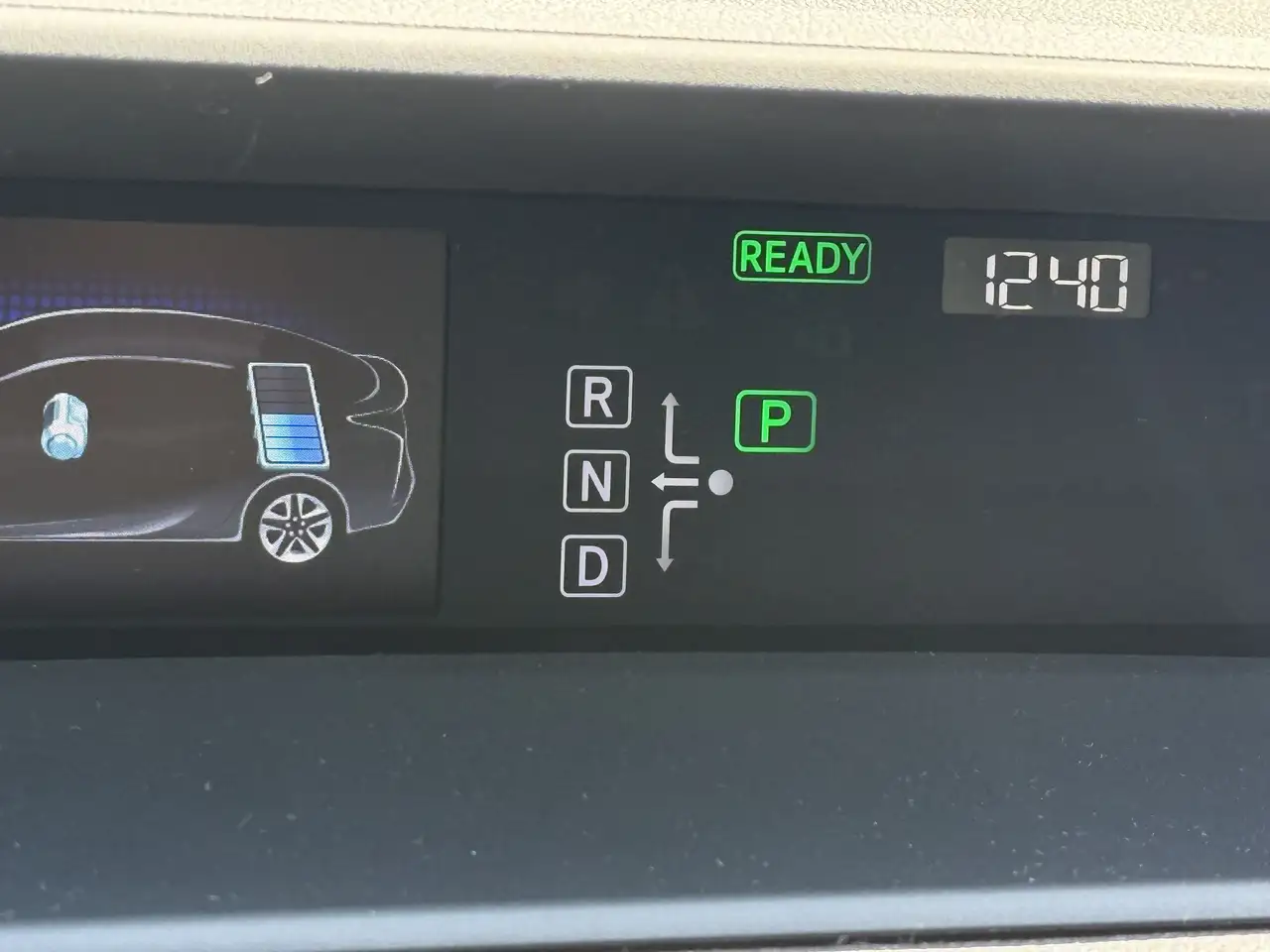 Toyota Prius снимка Toyota Prius