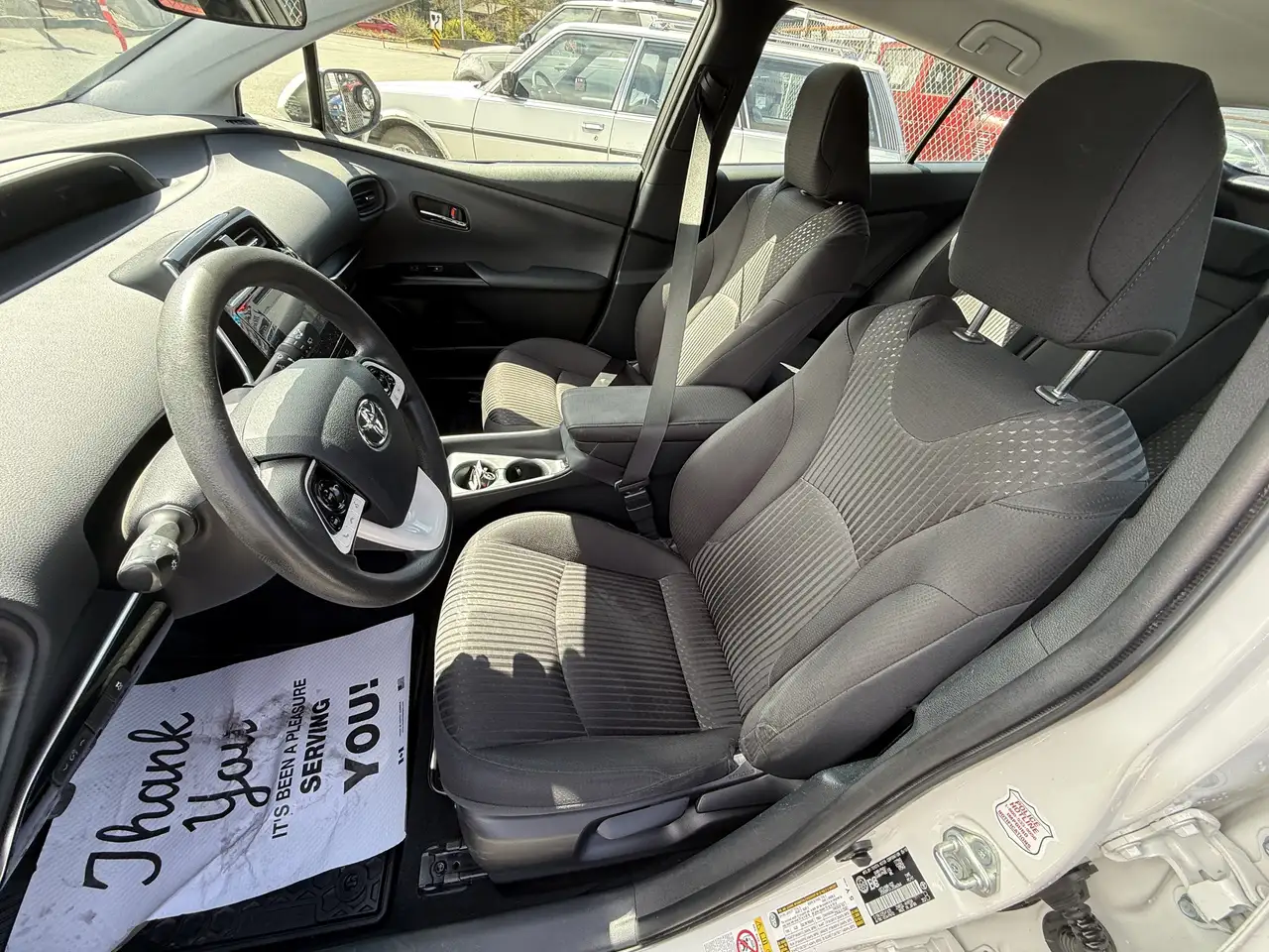 Toyota Prius снимка Toyota Prius