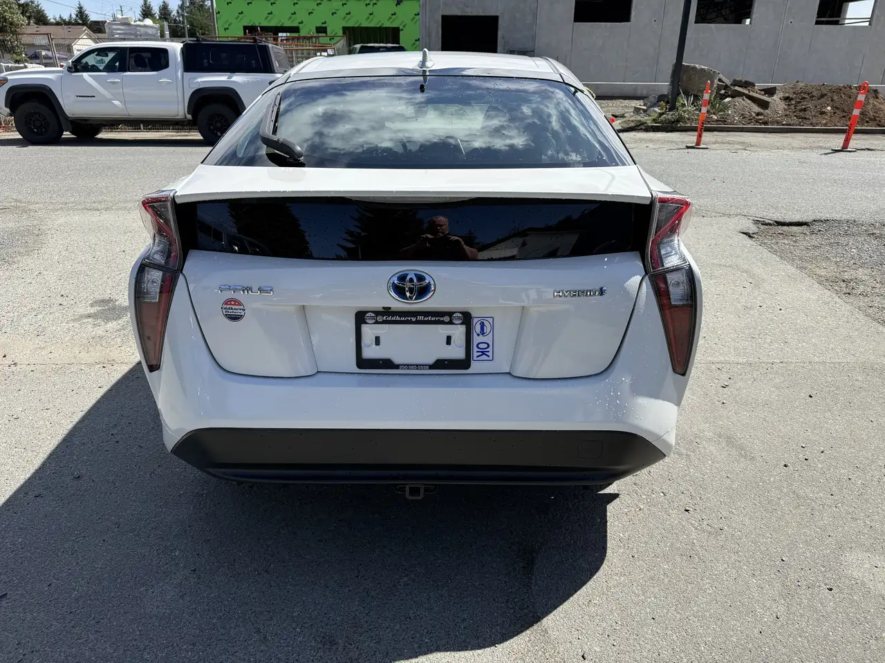 Toyota Prius снимка Toyota Prius