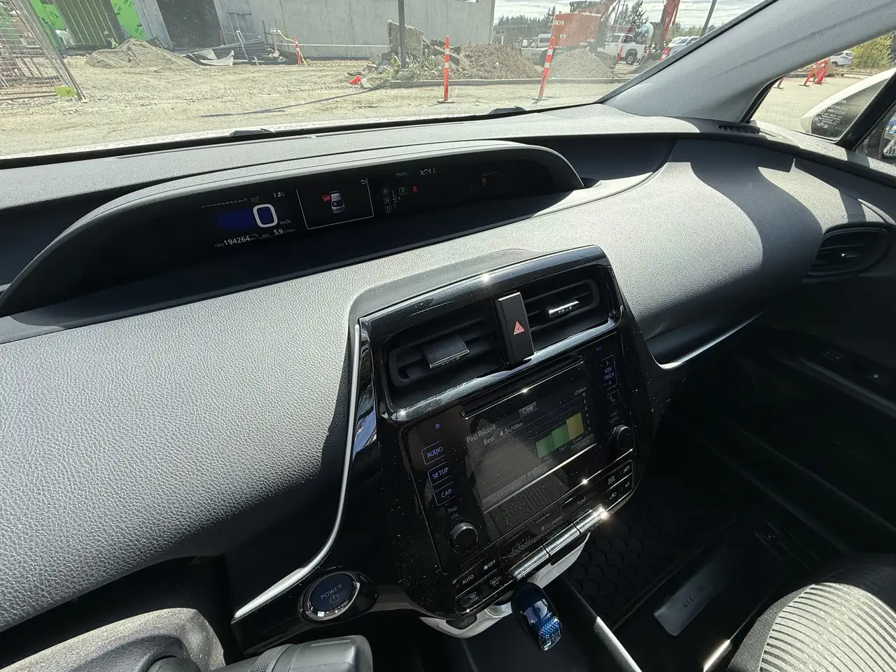 Toyota Prius снимка Toyota Prius