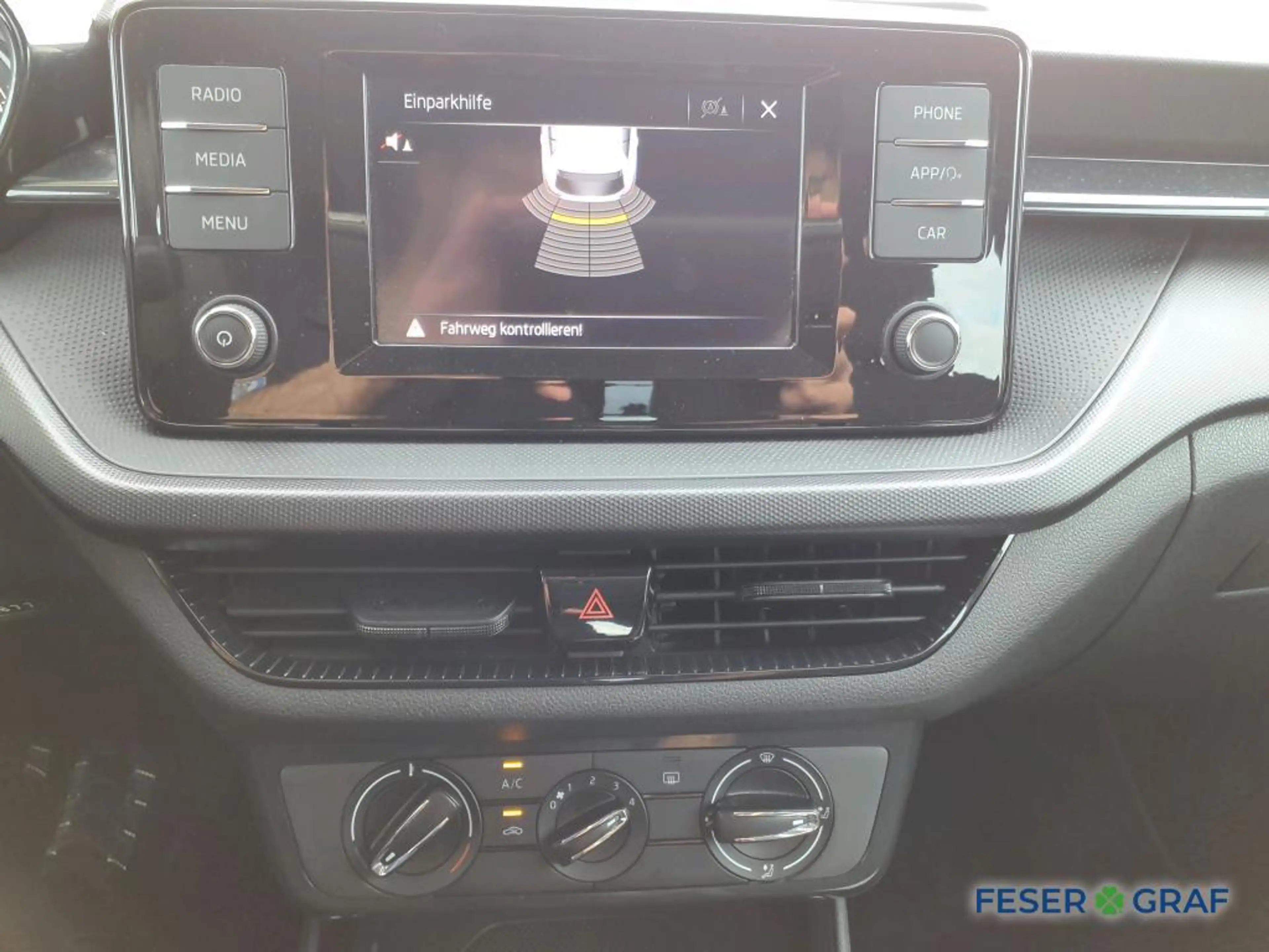 Skoda Fabia 1.0 Active Allwetter Bluetooth Klima LED — photo 7