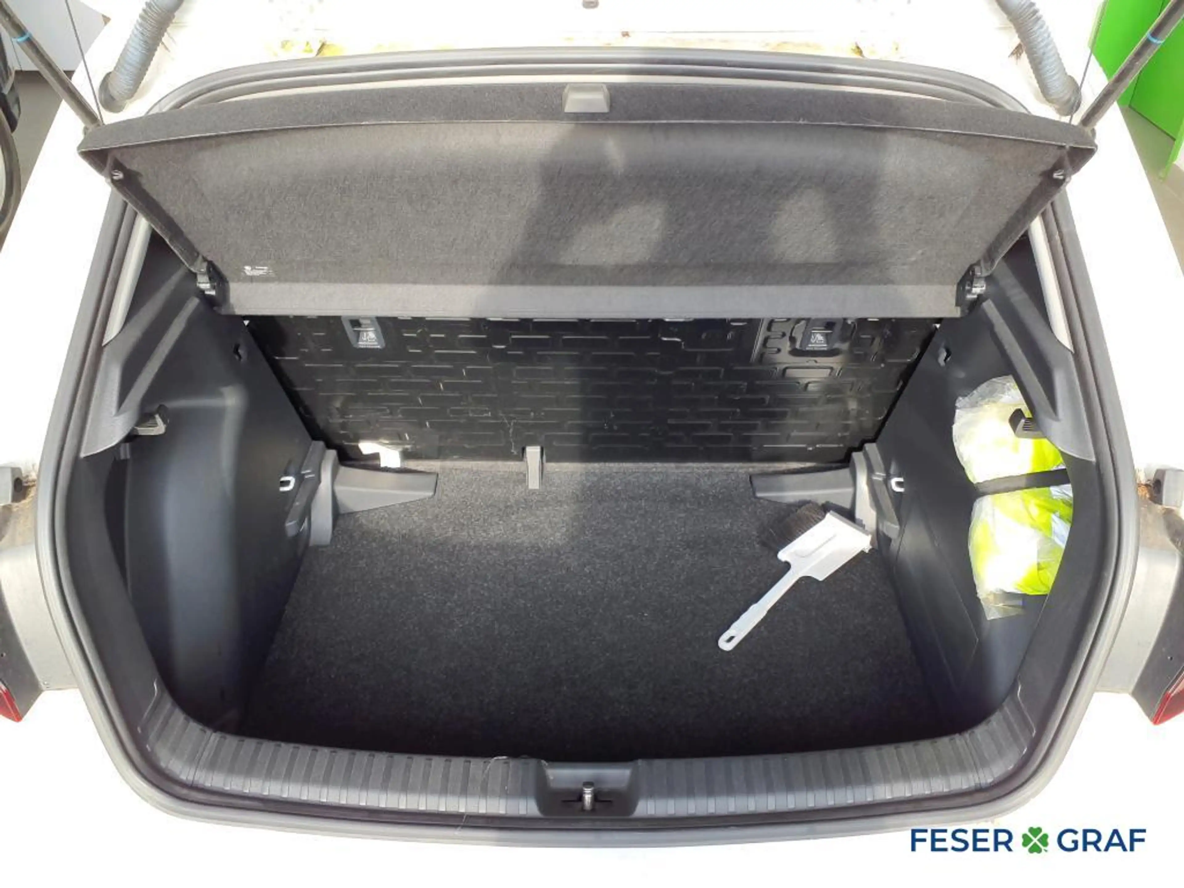 Skoda Fabia 1.0 Active Allwetter Bluetooth Klima LED — photo 5