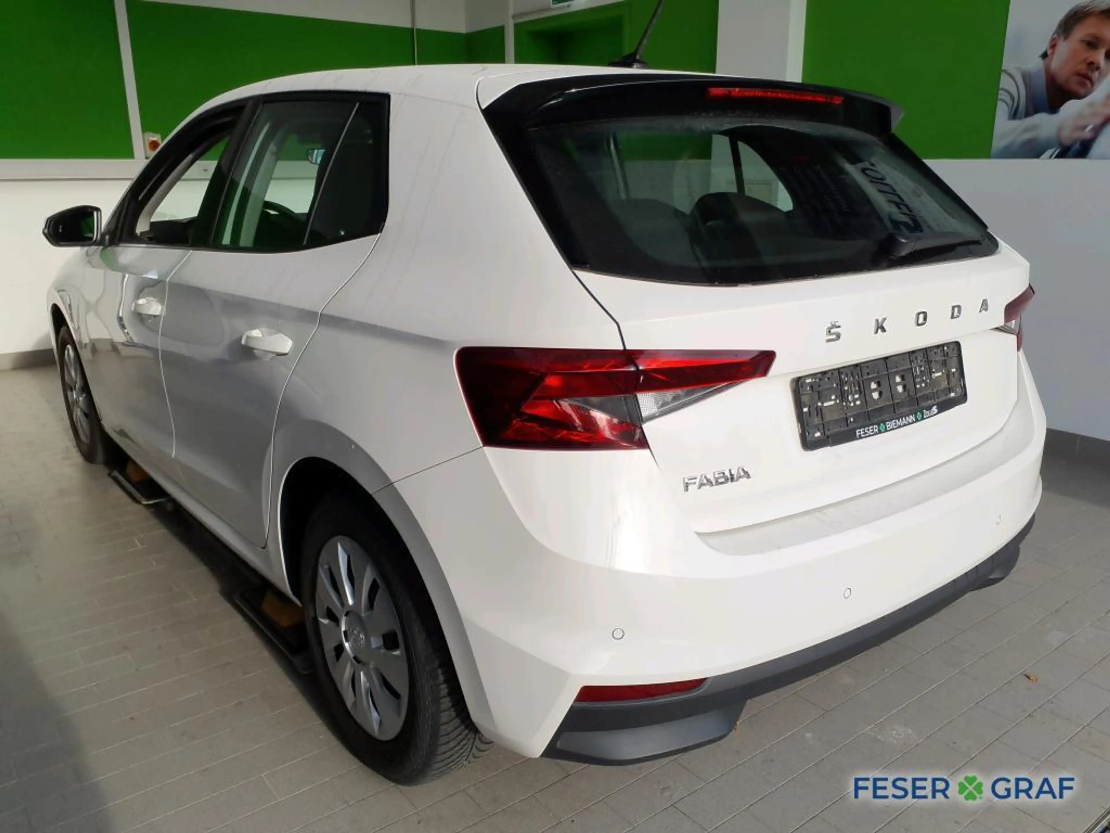Skoda Fabia 1.0 Active Allwetter Bluetooth Klima LED — photo 3
