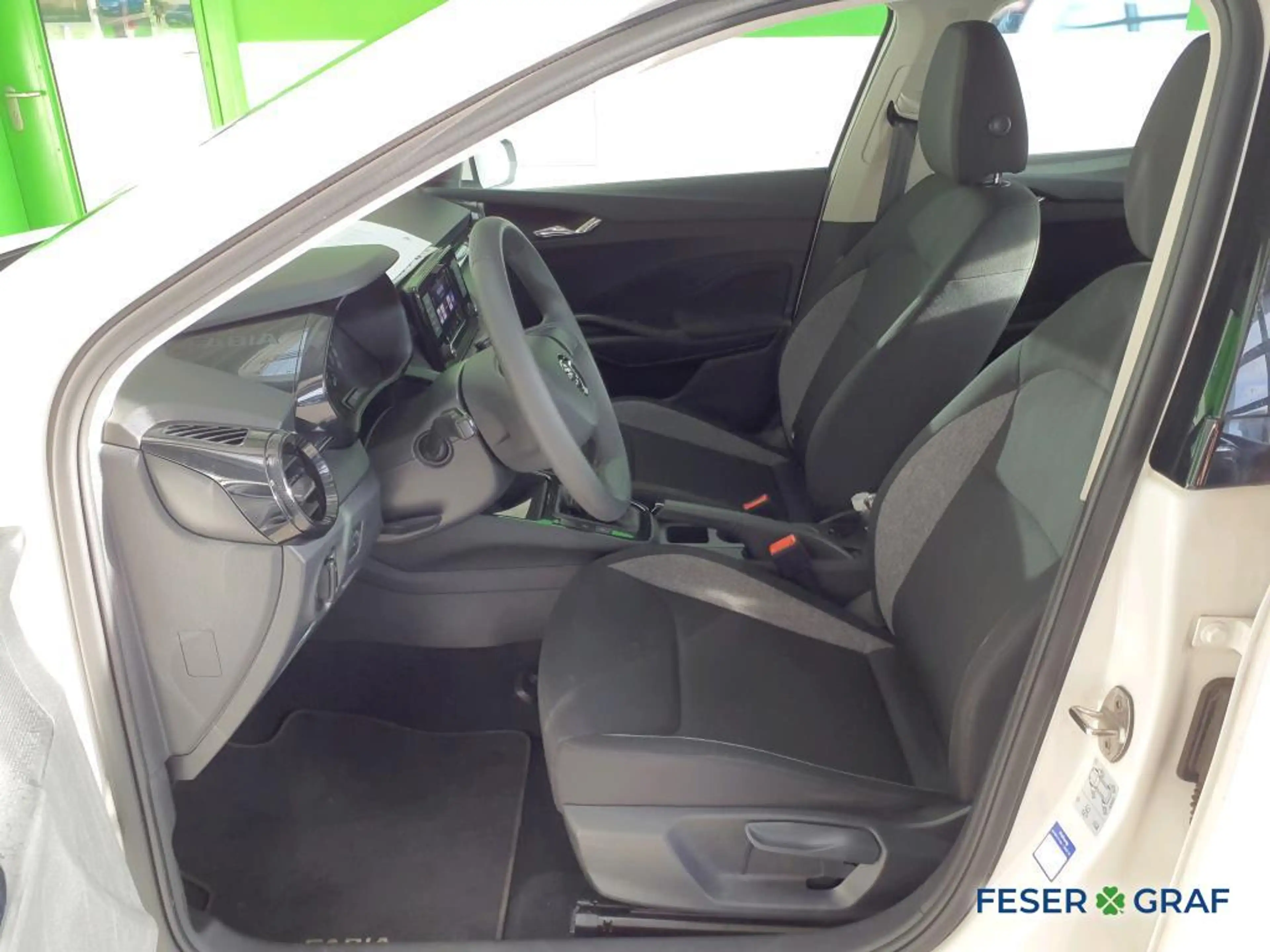 Skoda Fabia 1.0 Active Allwetter Bluetooth Klima LED — photo 9