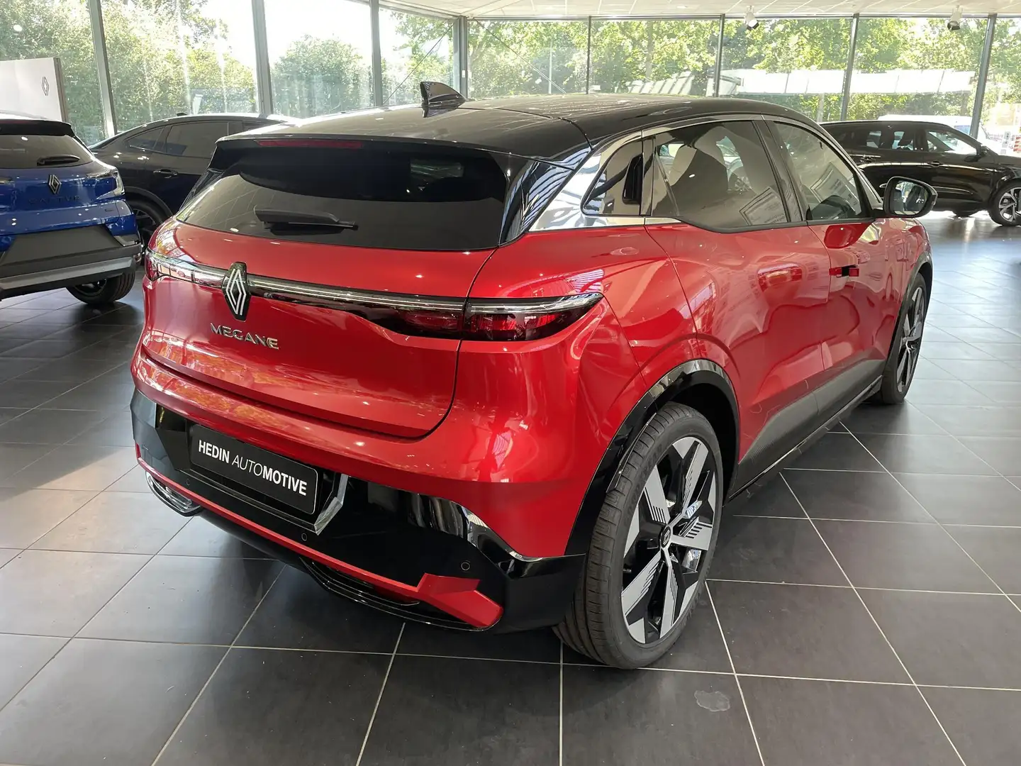 Renault Megane E-Tech EV60 Optimum Charge Techno crvena - 2