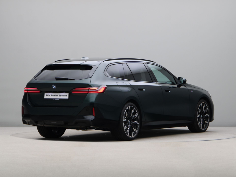 BMW 530 5 Serie 530e Touring M-Sport Pro Edition PERIDOTGR — photo 9