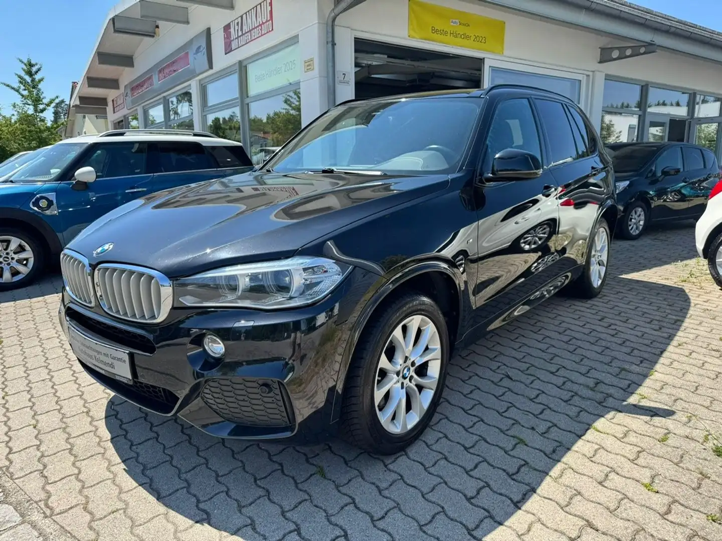 BMW X5 xDrive 40d - M Paket - Schwarz - 1