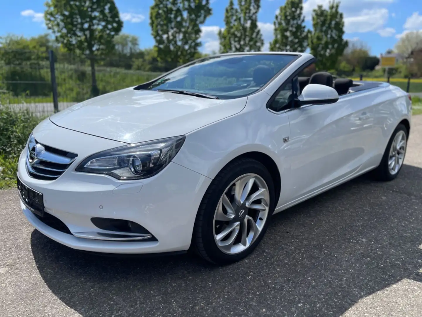 Opel Cascada Edition * KAMERA * GARANTIE * NAVI * TOP White - 1
