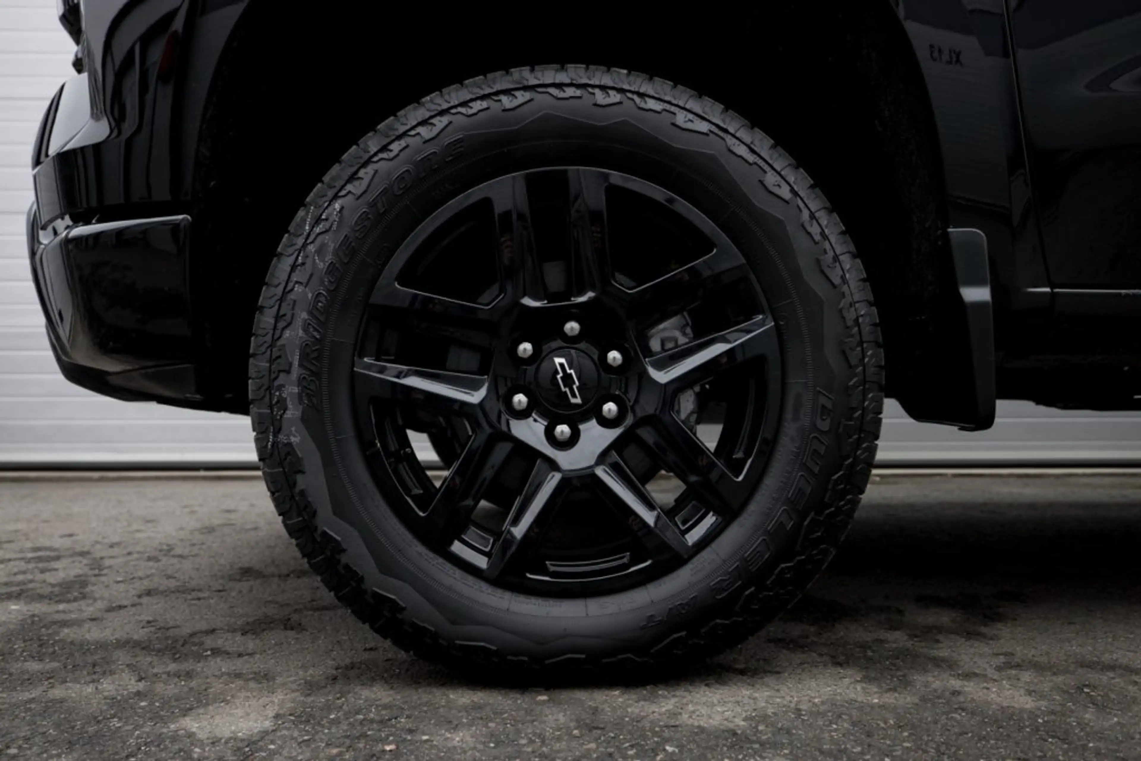 Chevrolet Silverado 1500 LT Trail Boss Crew Cab Short Box 4x4 — photo 10