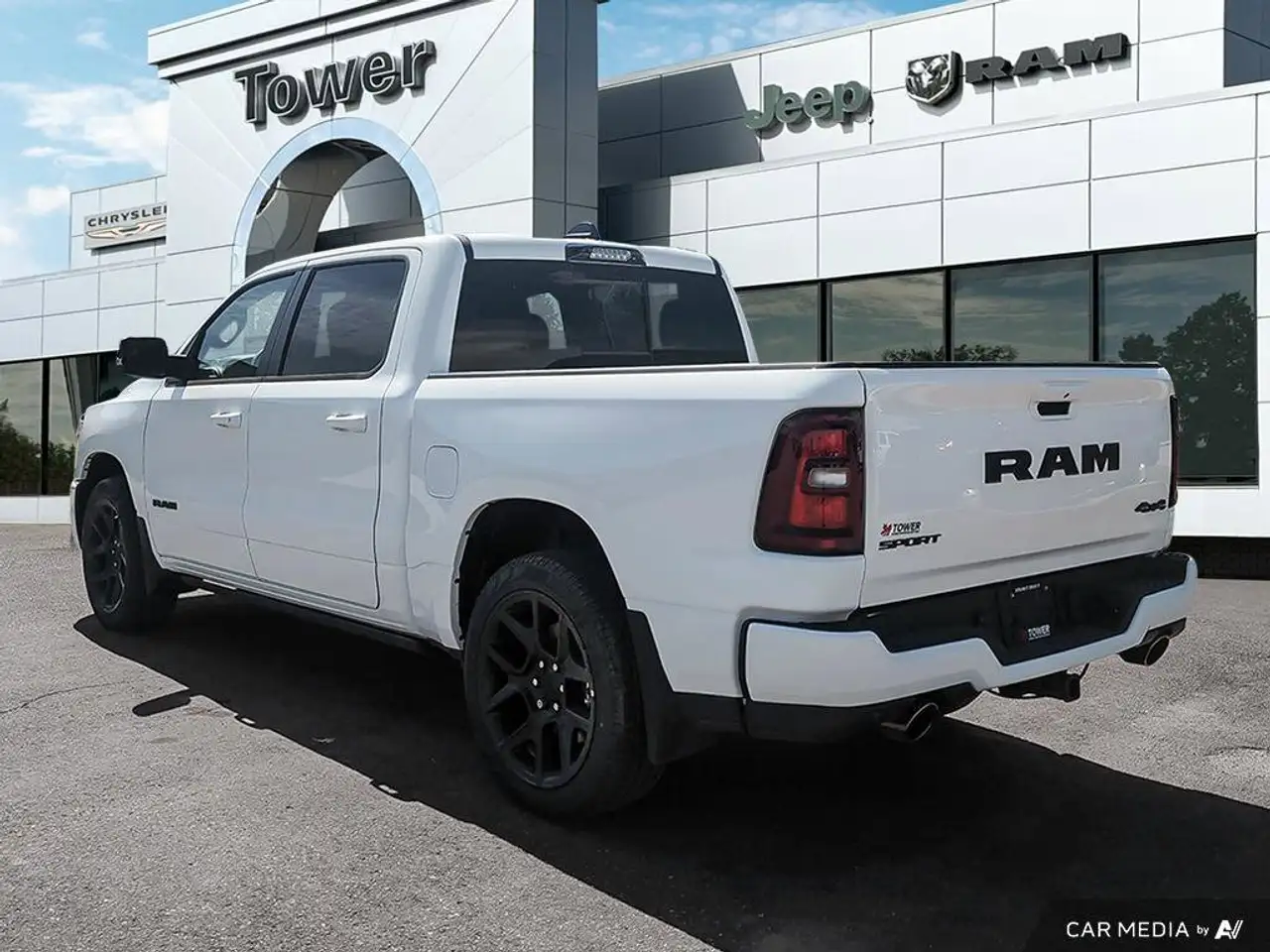 RAM 1500 снимка RAM 1500