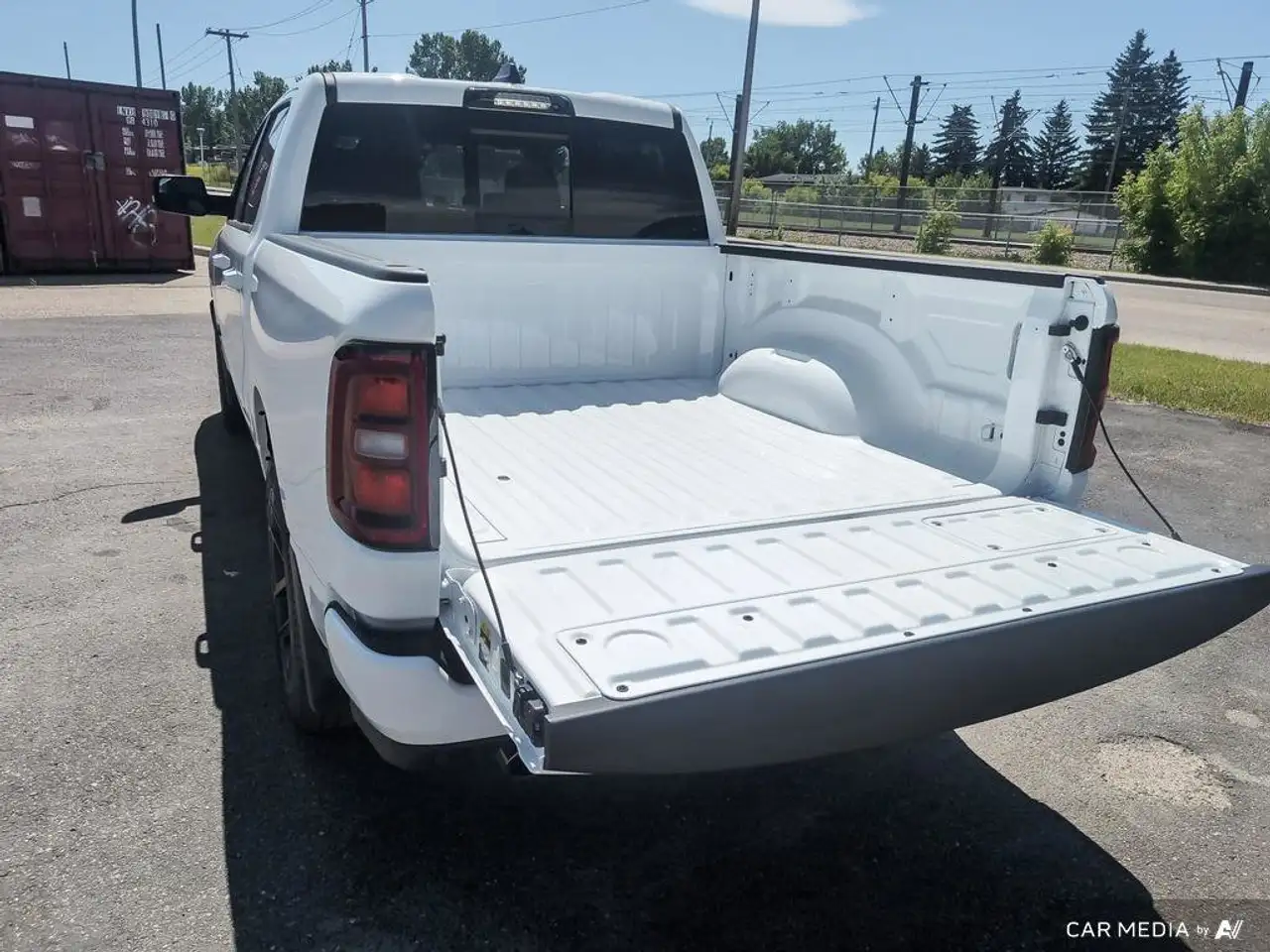RAM 1500 снимка RAM 1500