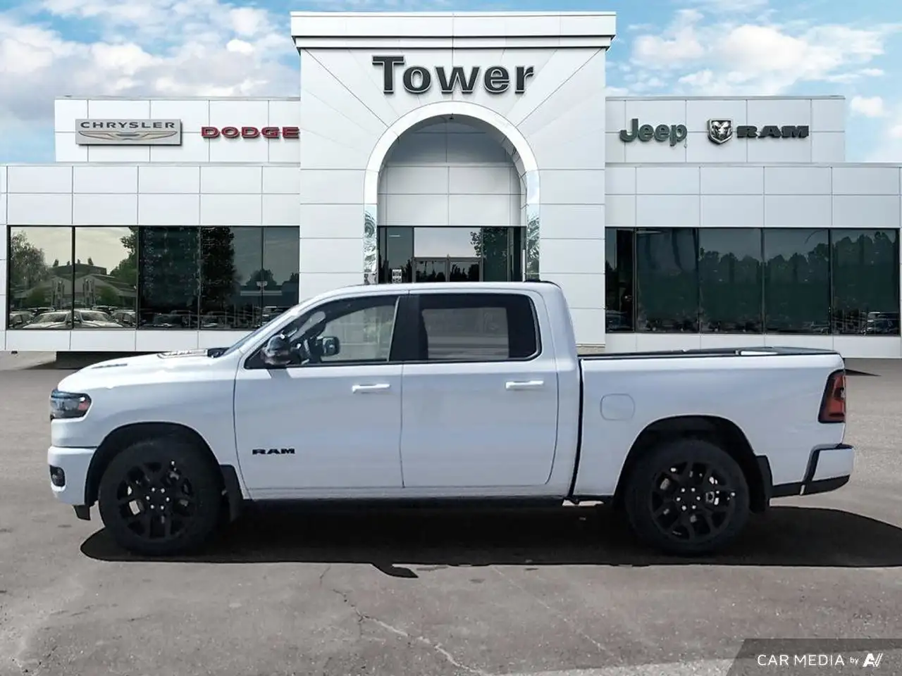 RAM 1500 снимка RAM 1500