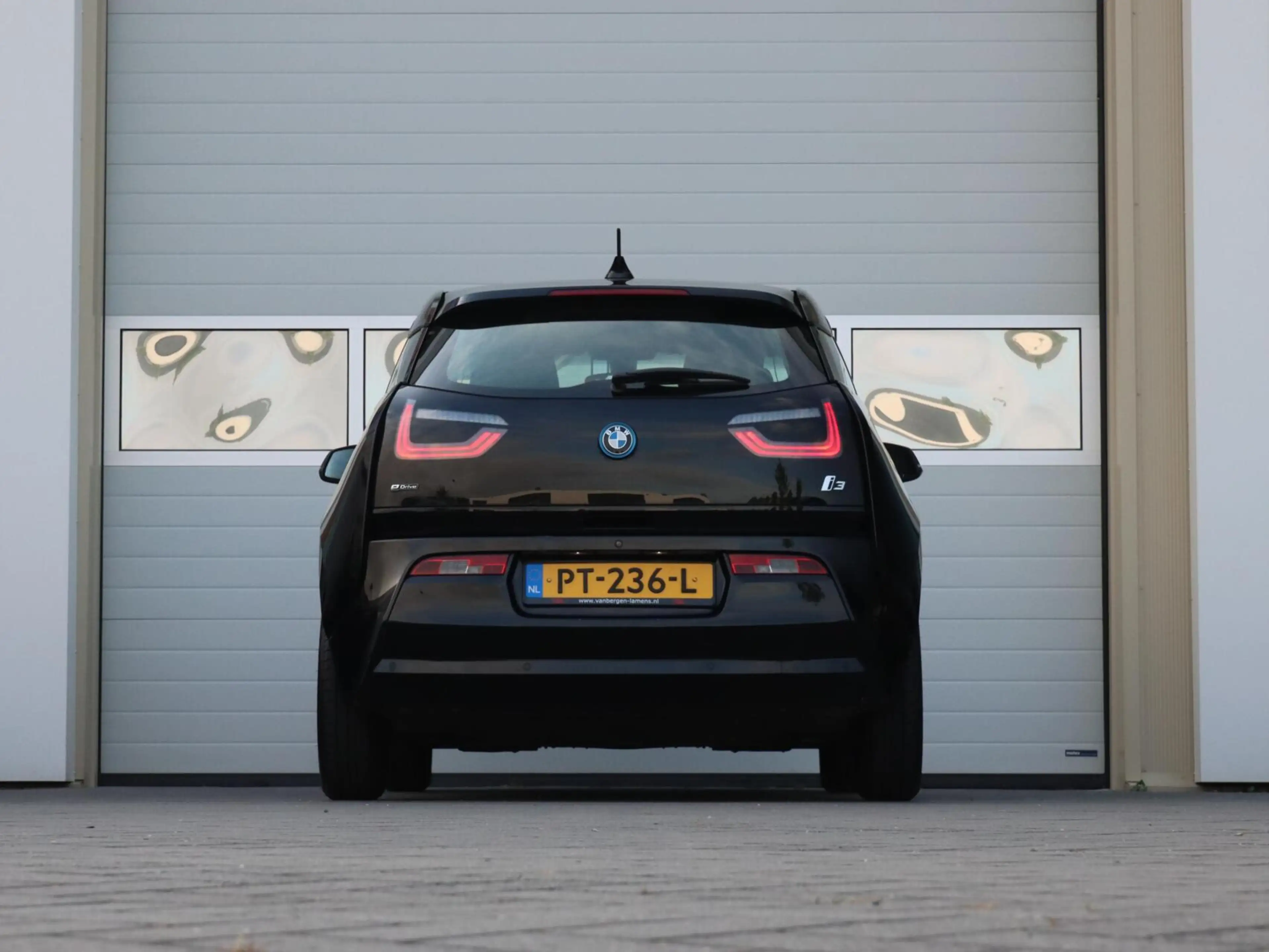 BMW i3 Basis iPerformance 94Ah 33 kWh | SOH 87% | Warmtep — photo 11