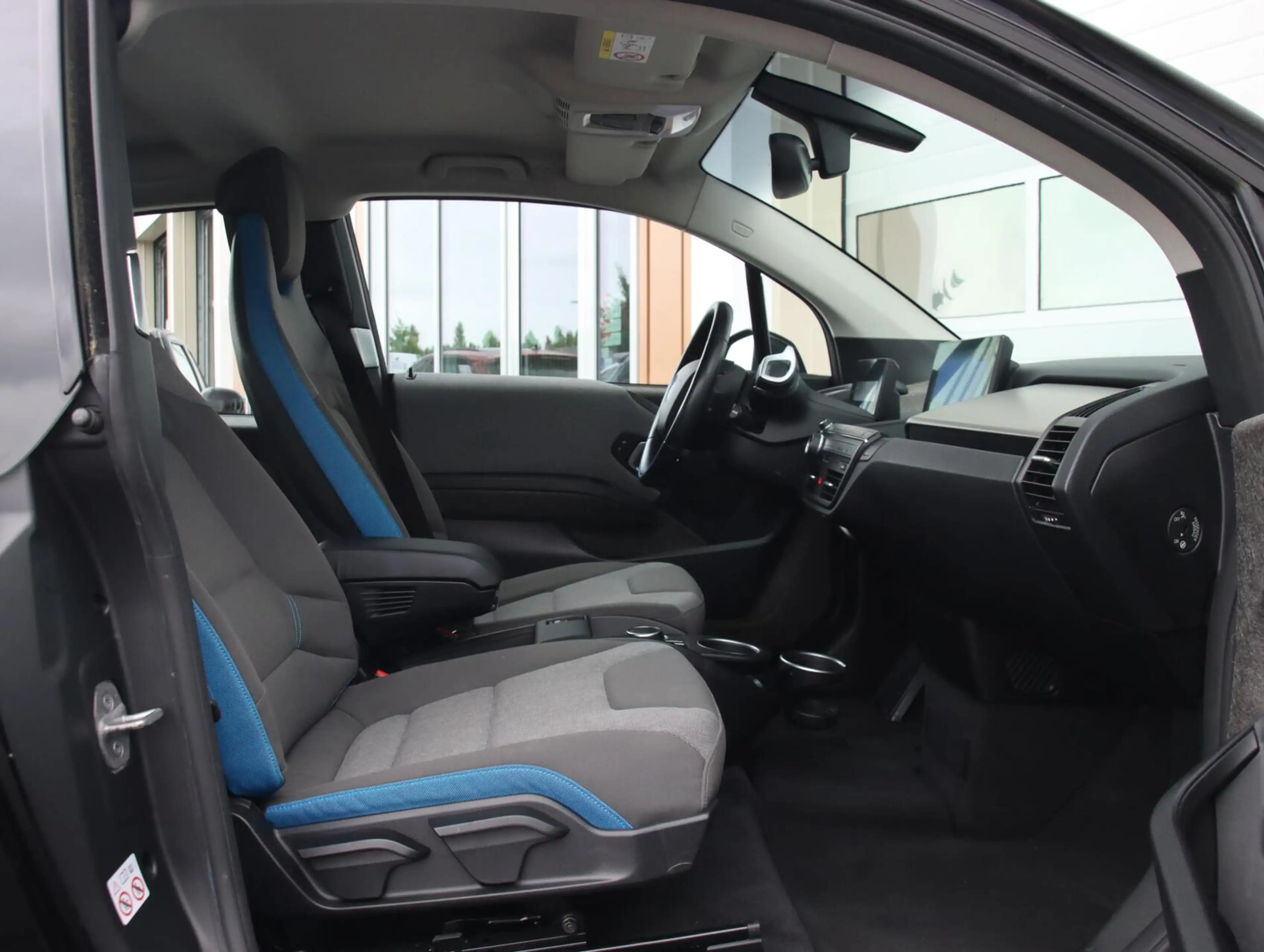 BMW i3 Basis iPerformance 94Ah 33 kWh | SOH 87% | Warmtep — photo 30