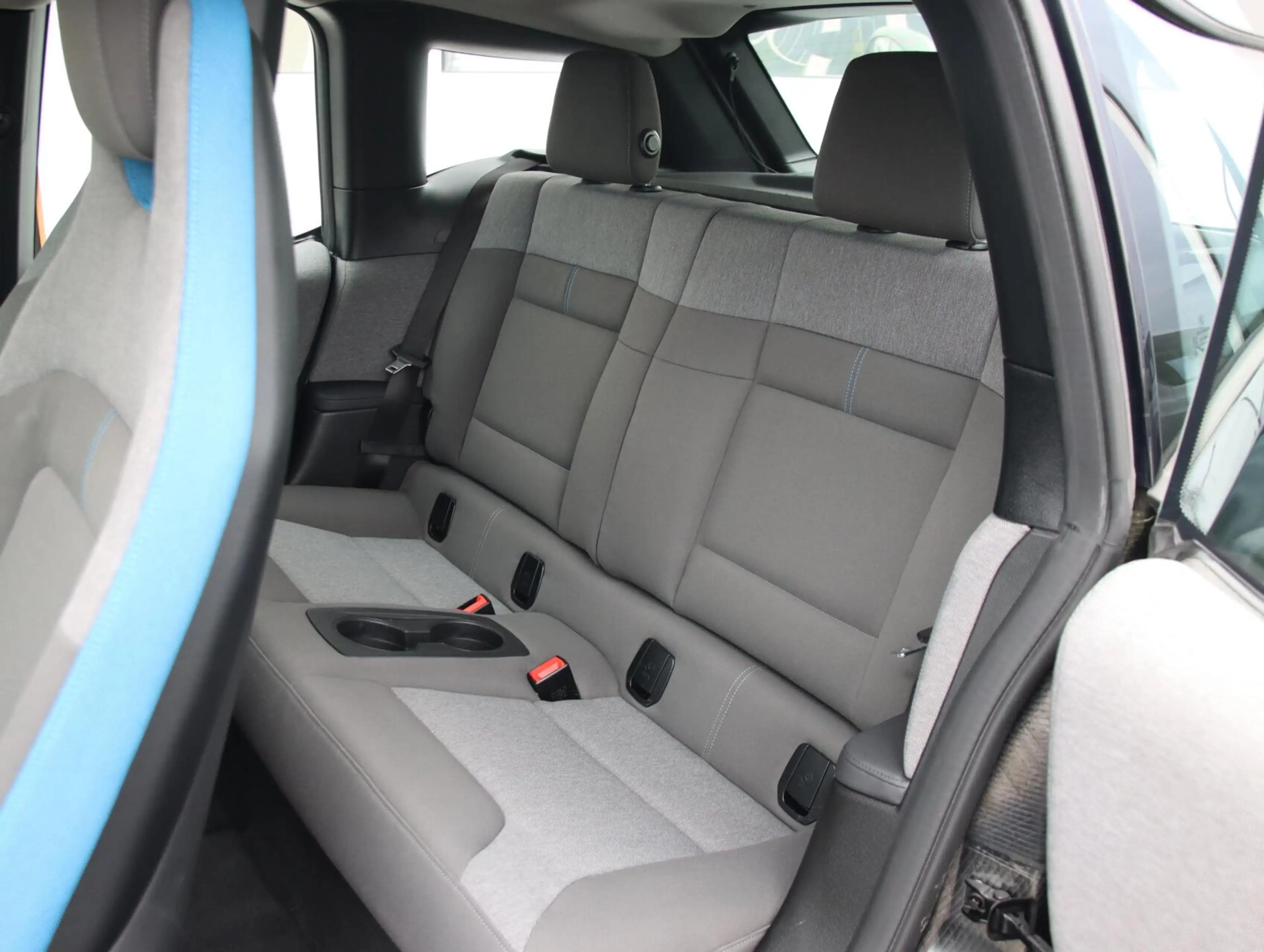 BMW i3 Basis iPerformance 94Ah 33 kWh | SOH 87% | Warmtep — photo 8