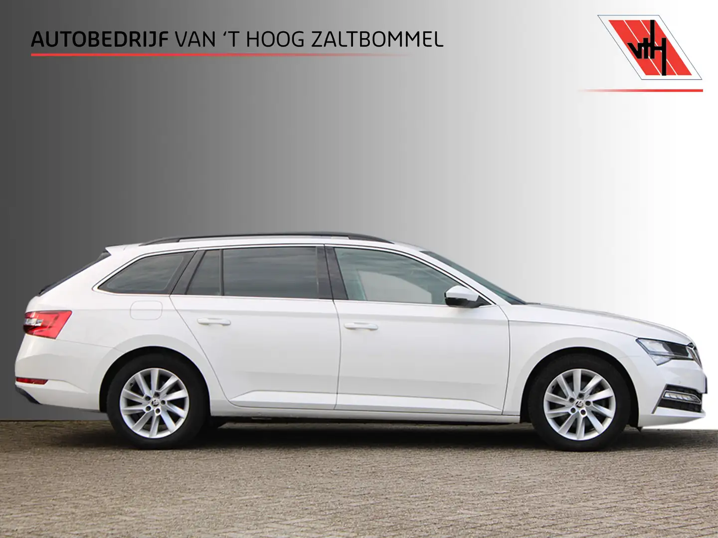 Skoda Superb Combi 1.4 TSI iV 218pk Business Edition NAVI TREKH Blanc - 1