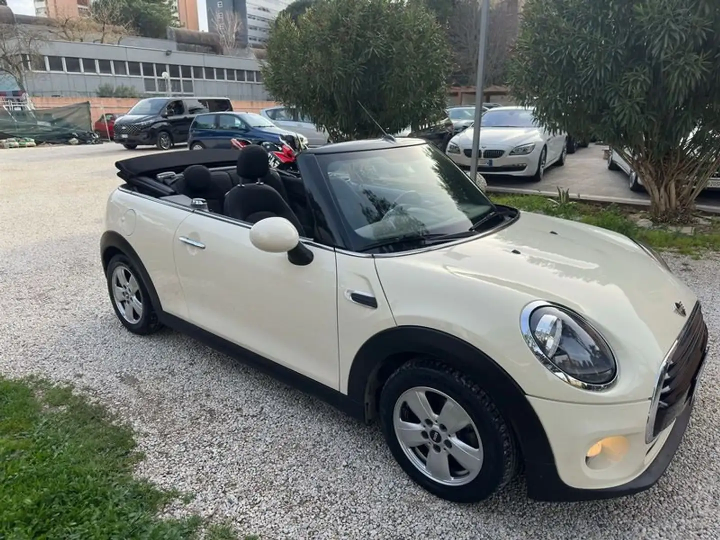 MINI Cooper D Cabrio 1.5 Cooper D Cabrio AUTOMATICA  GARANZIA 36 MESI Blanco - 1