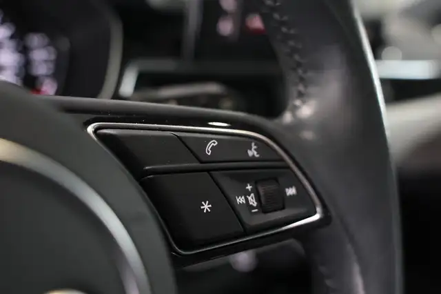 Audi A4 Avant view 14