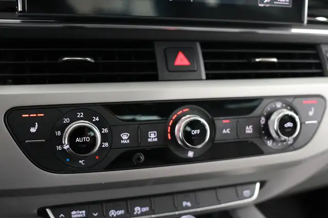 Audi A4 Avant view 19