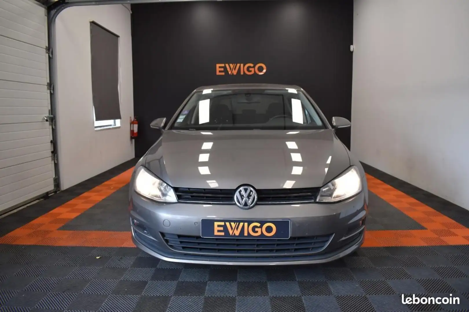 Volkswagen Golf 1.2 TSI 105 BLUEMOTION CONFORT LINE SUIVI GARANTIE Gris - 2