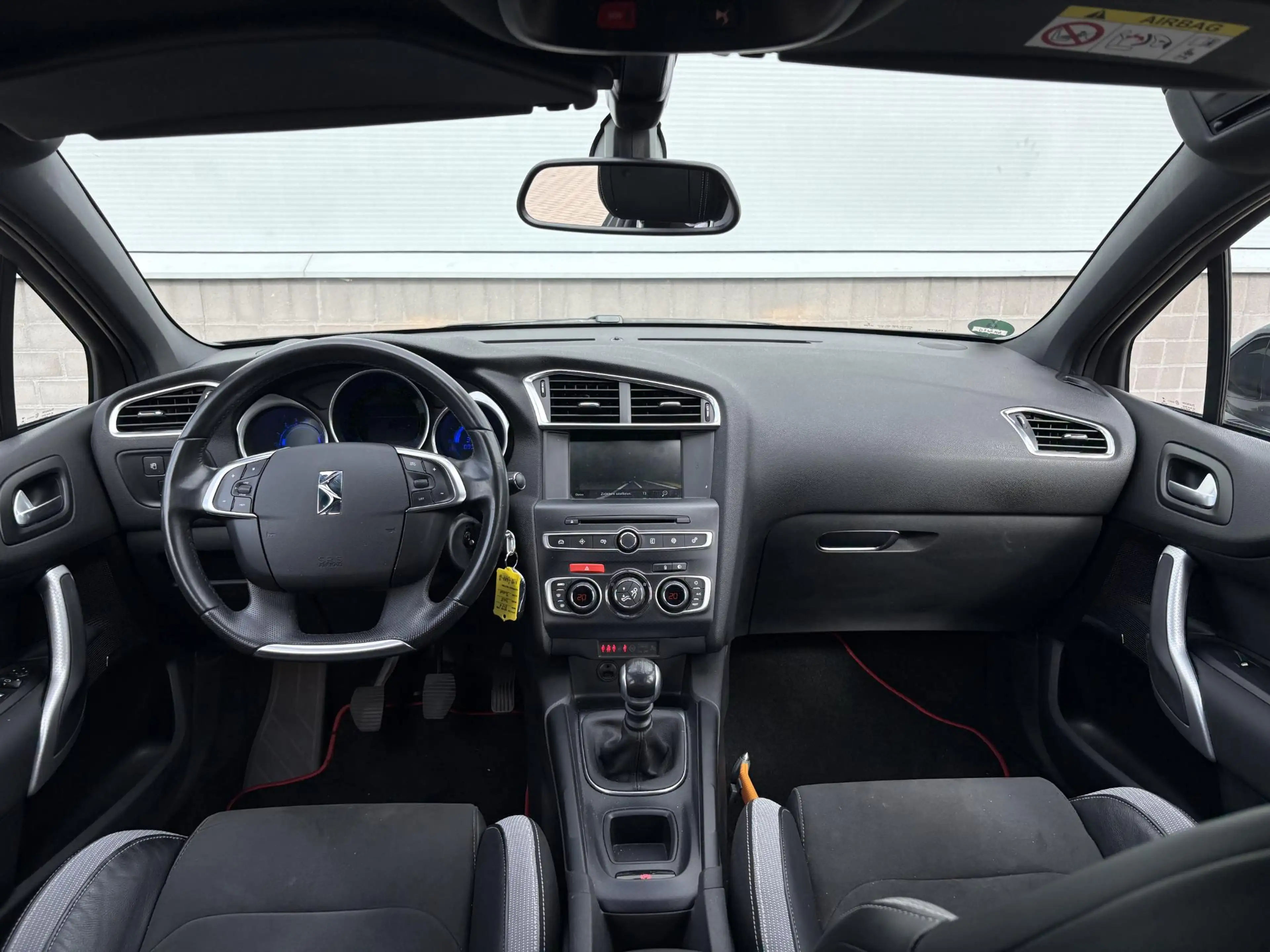 DS Automobiles DS 4 Crossback 1.2 130 pk Business | Cruise Control | Navigatie | — photo 13