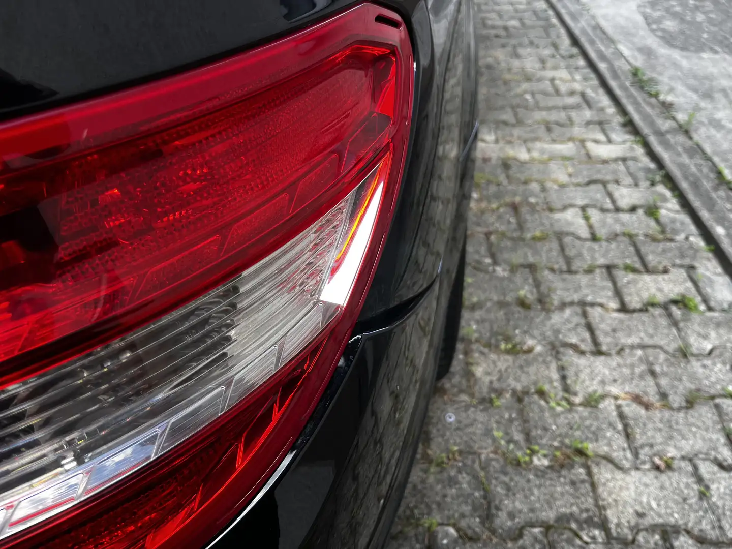 Mercedes-Benz C 180 C 180 Kompressor (204.044/45) Negru - 1