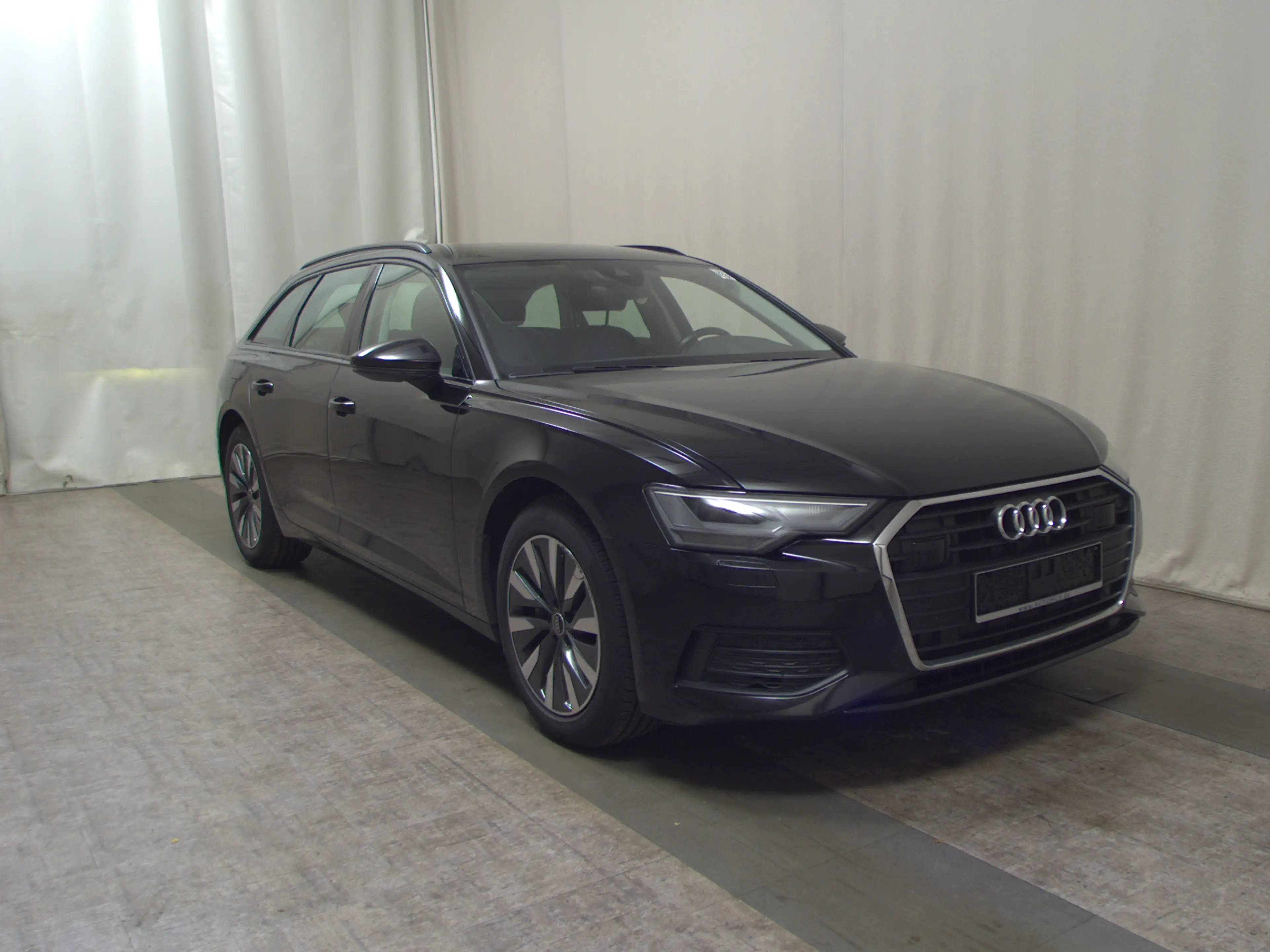 Audi A6 Avant 40 TDI Leder Navi LED PDC Shz — photo 3