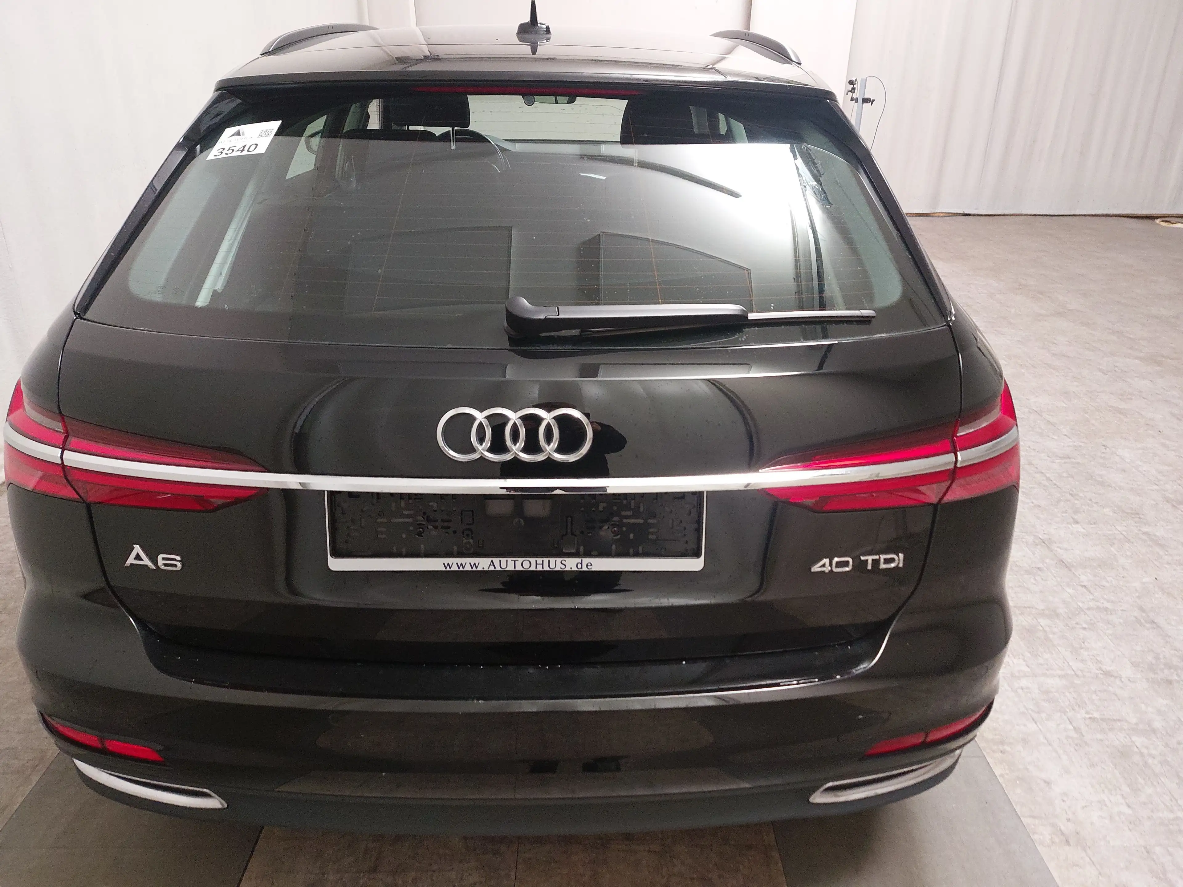 Audi A6 Avant 40 TDI Leder Navi LED PDC Shz — photo 14