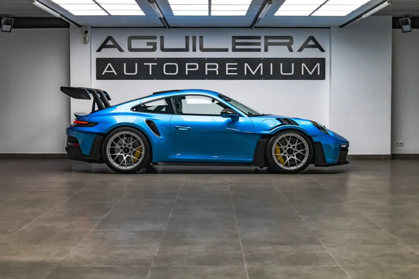 Porsche 992 GT3 RS Bleu - 2