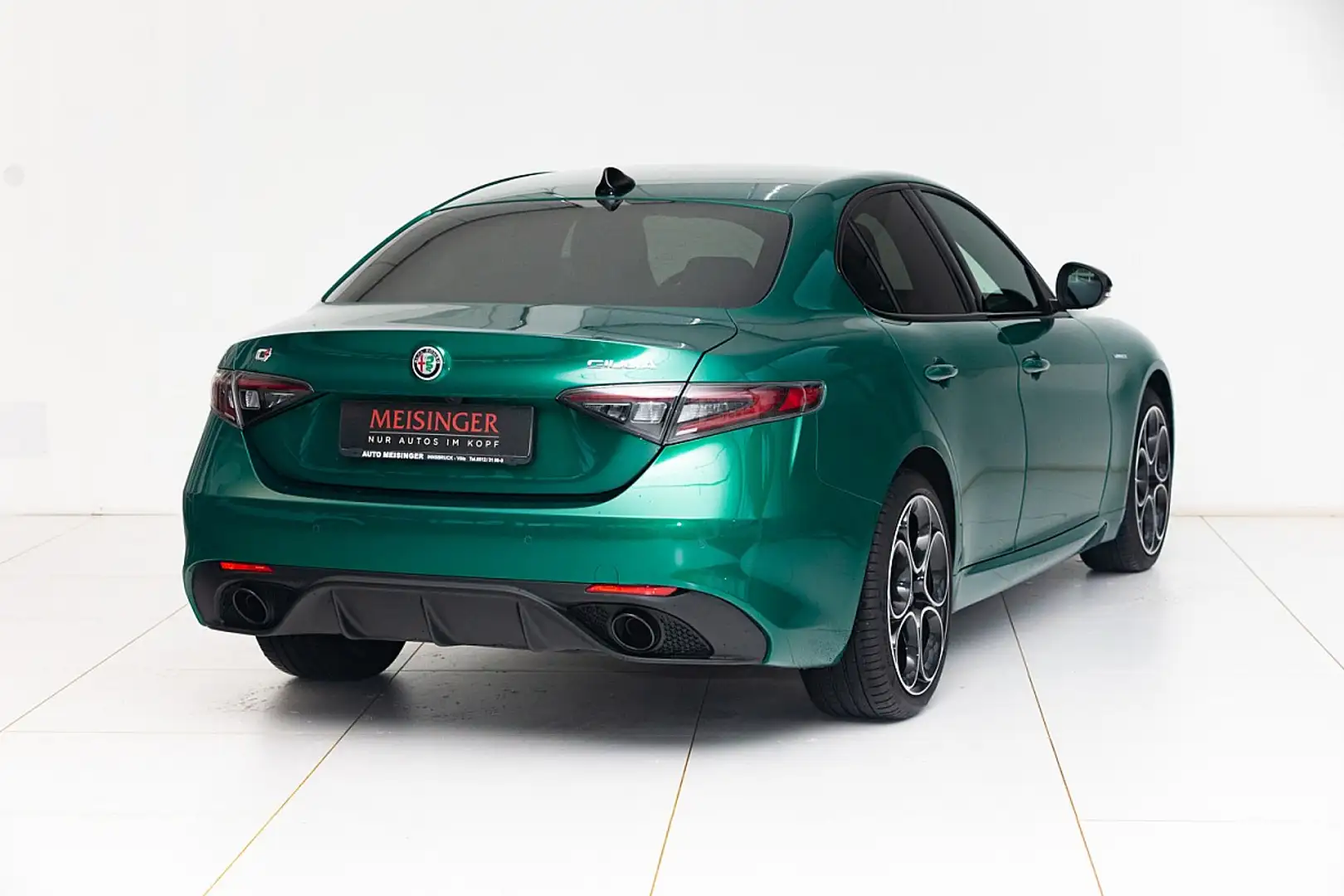 Alfa Romeo Giulia Veloce 2,0 16V 280 AT8 Q4 Grün - 2