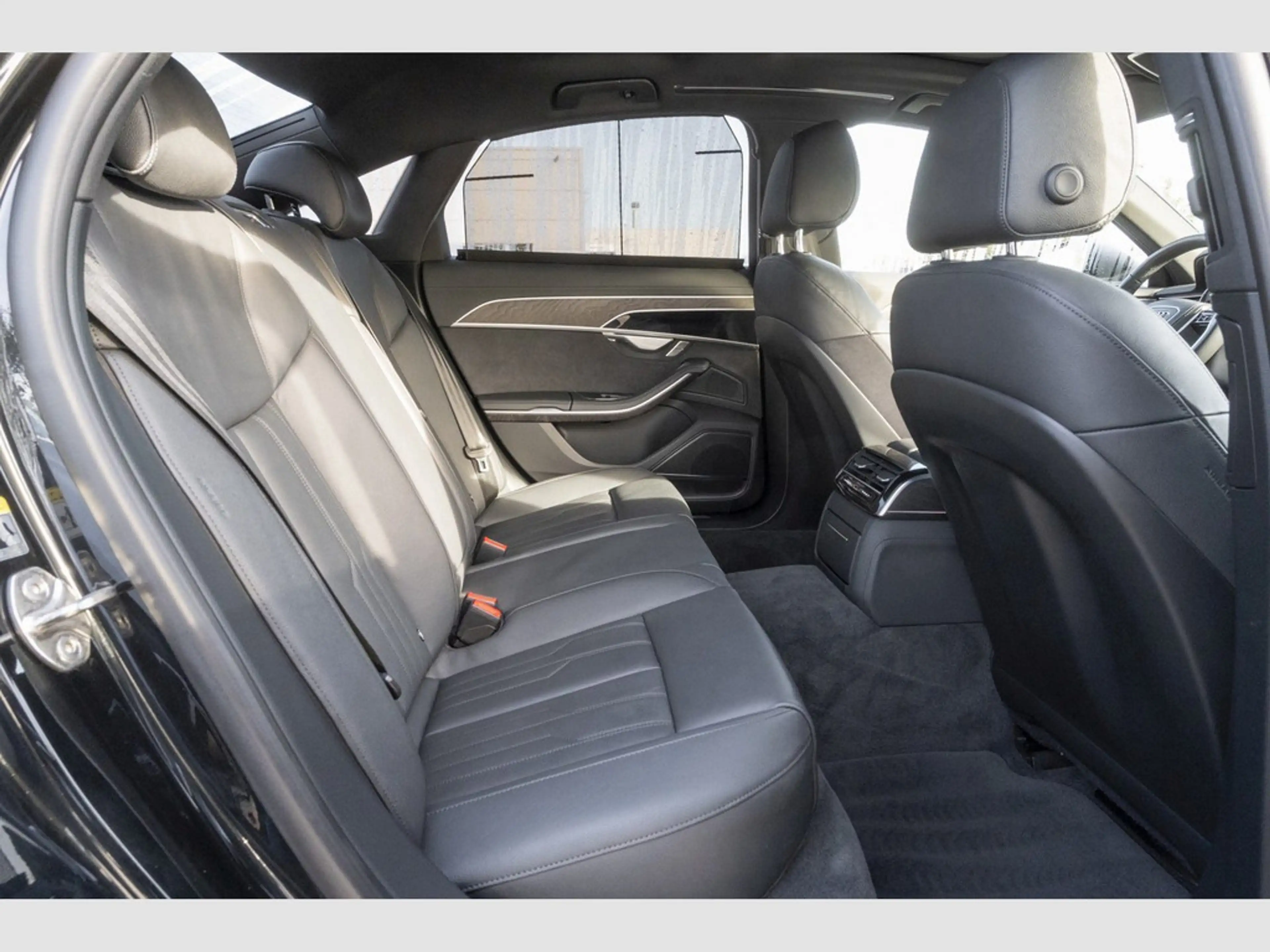 Audi A8 50 TDI quattro Pano/B&O/Standheizung/HUD/Top View/Virt.Cockpit — photo 11