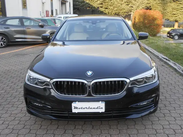 BMW 530 Serie 5 G30 2017 Berlina 530e Luxury auto