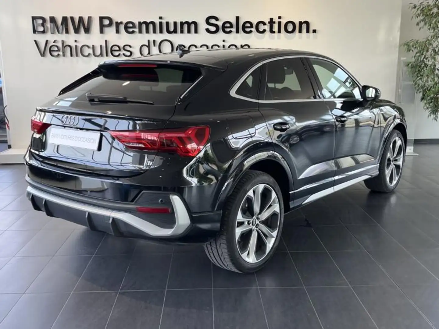 Audi Q3 35 TDI 150ch S line quattro S tronic 7 Noir - 2