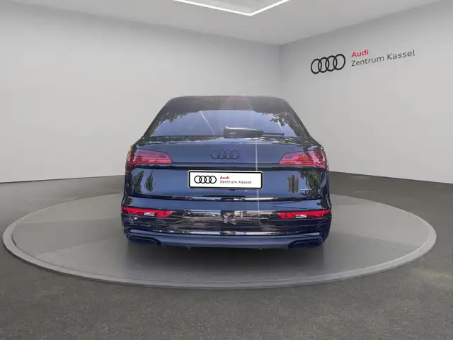Audi Q5 view 6