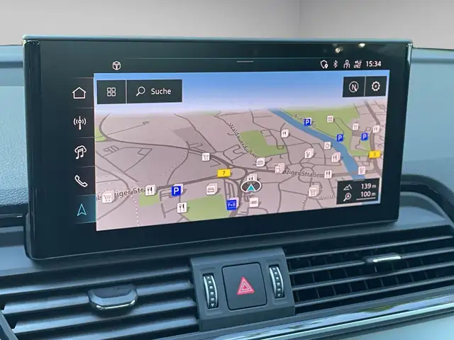 Audi Q5 view 14