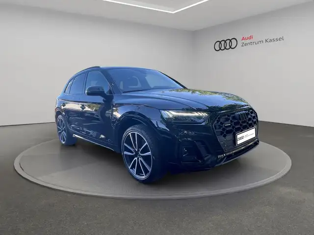 Audi Q5 view 9