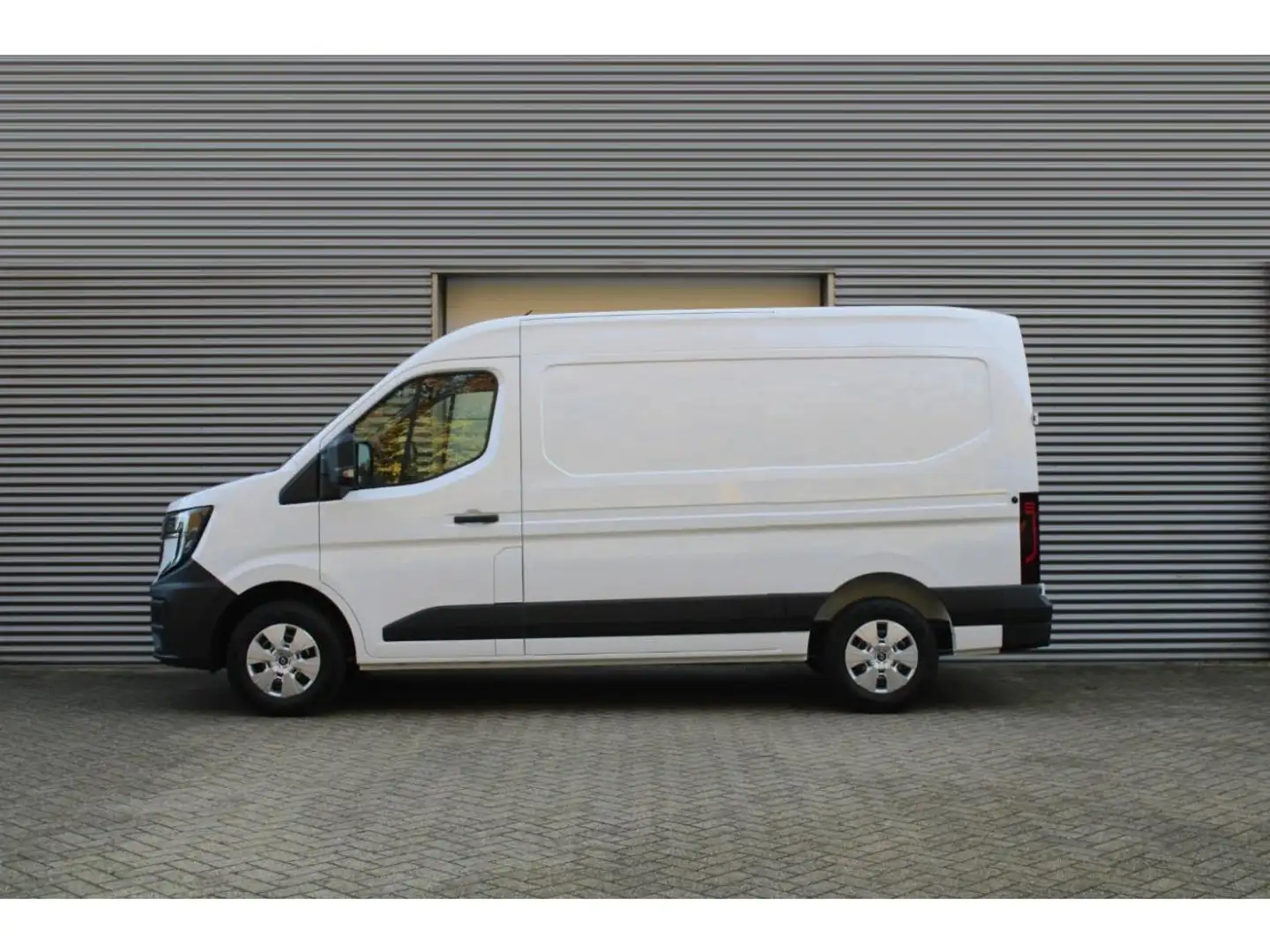 Renault Master IV FOURGON TRACTION 3T5 L2H2 BLUE DCI 150 EXTRA AU Blanc - 2